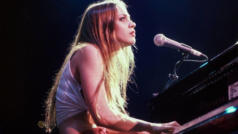 Criminal - Fiona Apple (1996)