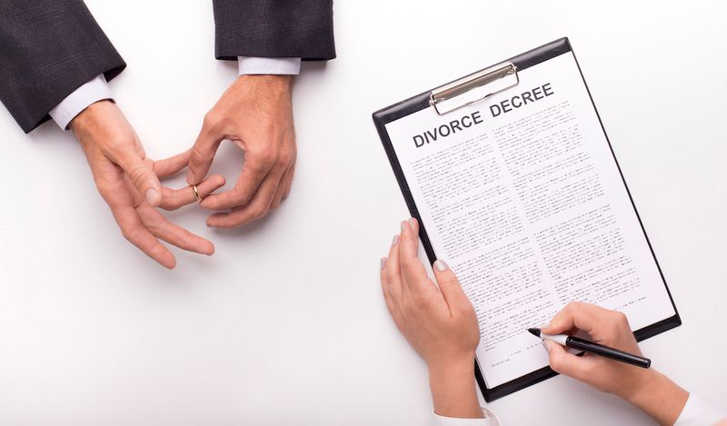 Consult a Divorce Attorney Early