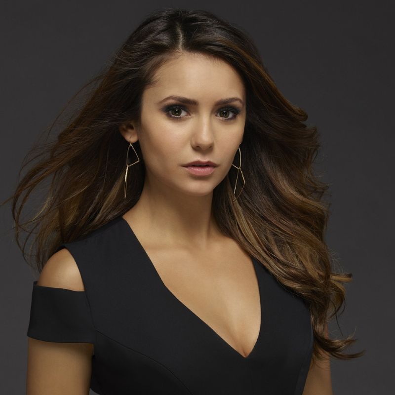 Nina Dobrev