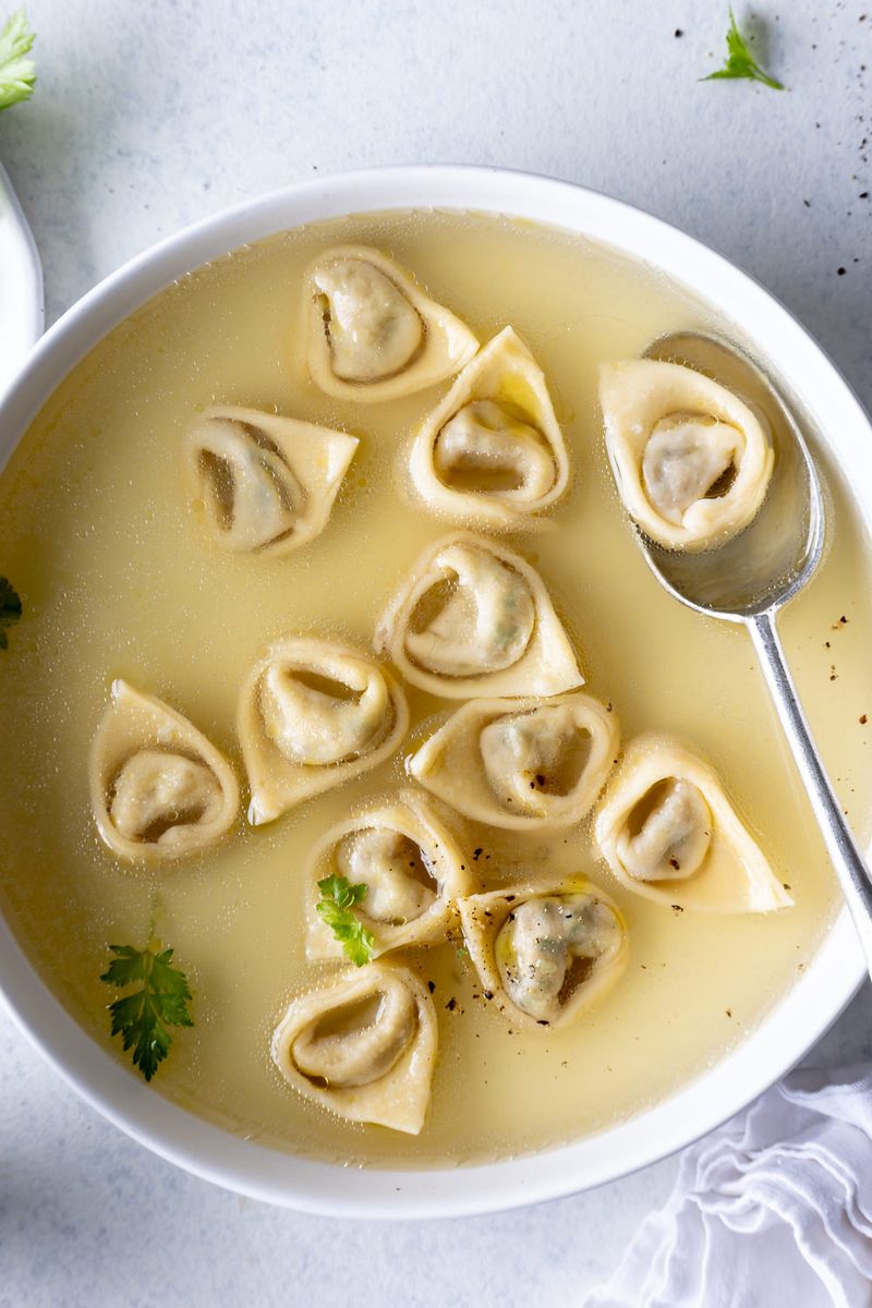 Tortellini in Brodo