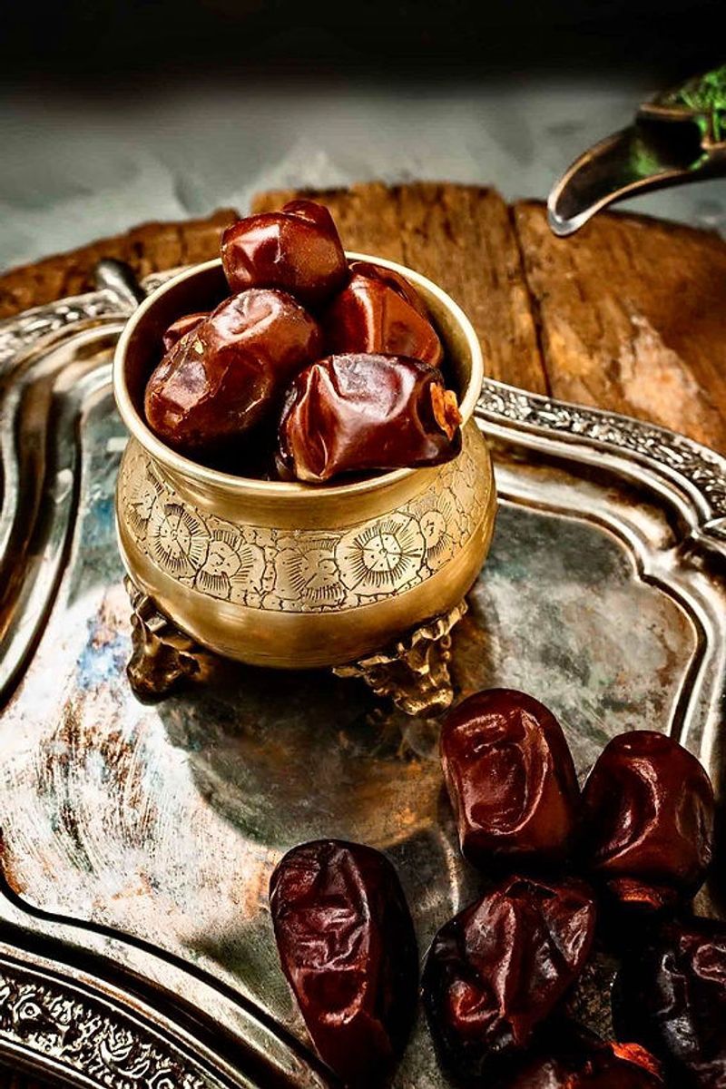 Dates - Middle East and Islamic Culture