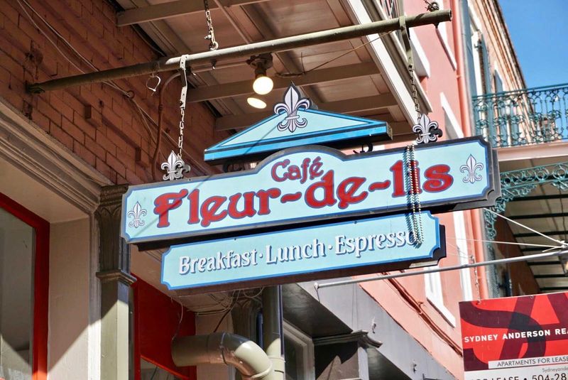 Cafe Fleur de Lis