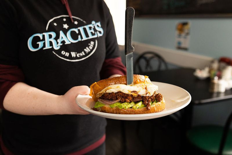 Gracie's on West Main - Leola, PA