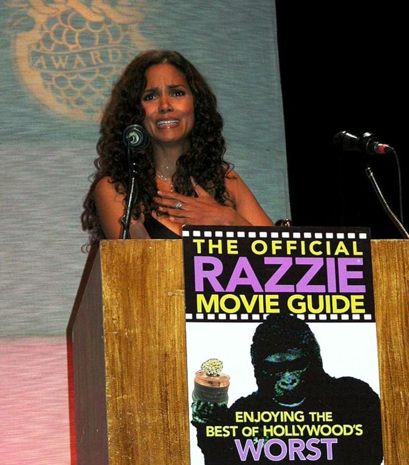 Halle Berry - Catwoman (2004)