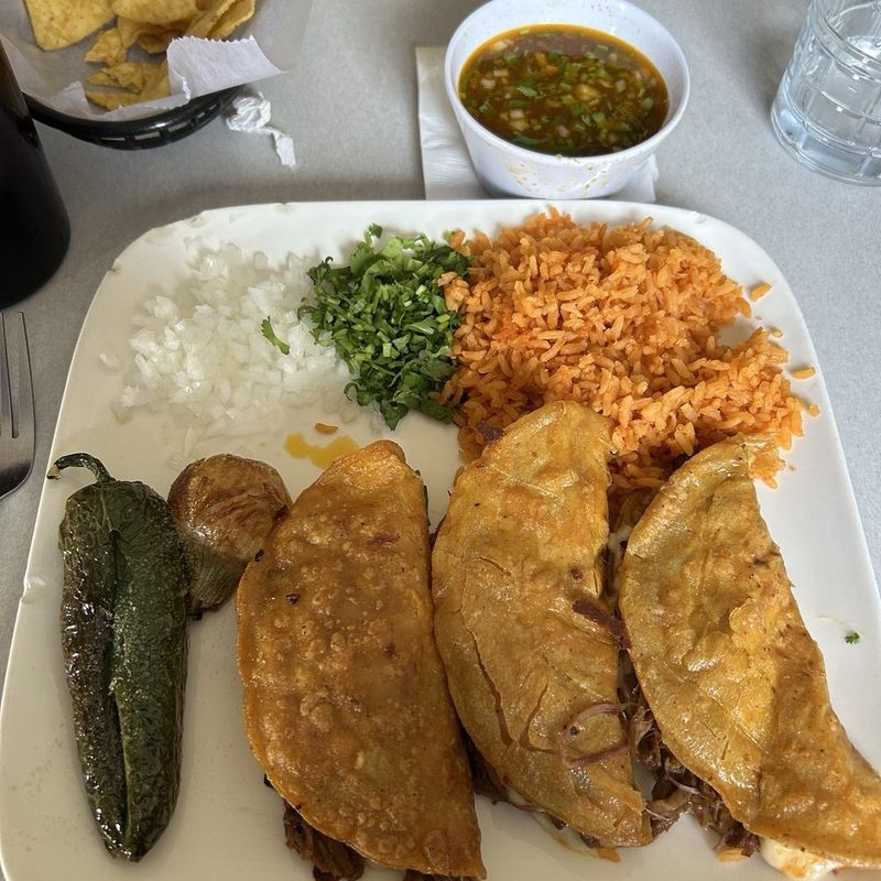 Los Cantaros Mexican Grill - Elwood, Illinois