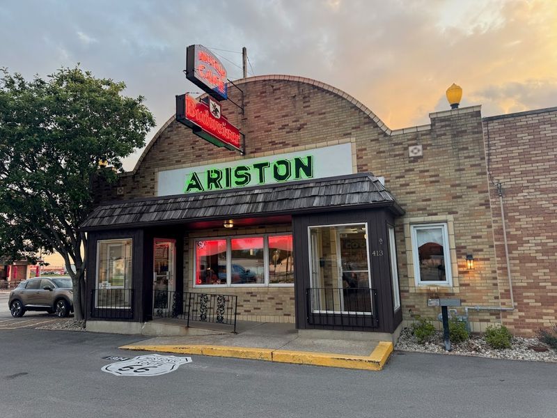 Ariston Cafe - Litchfield