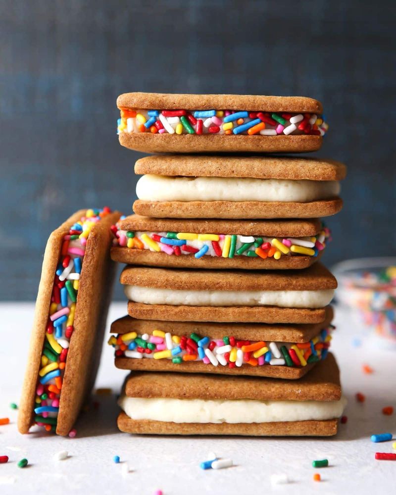 Graham Cracker Sandwiches with Frosting