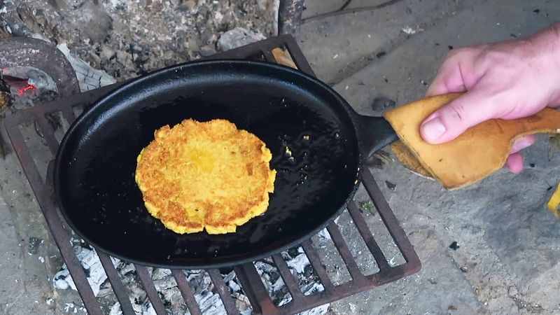 Fried Cornbread - Hoecakes