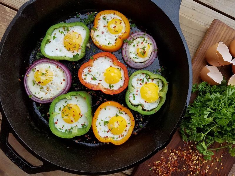 Eggs in Bell Pepper Rings