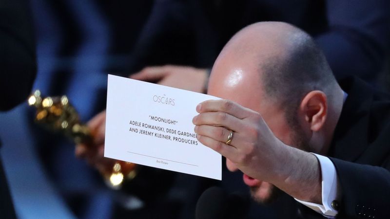 Moonlight Wins Best Picture After La La Land Is Mistakenly Announced (2017)
