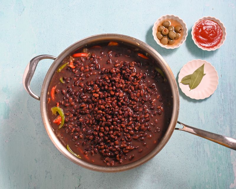 Cuban Black Bean Soup (Sopa de Frijoles Negros)