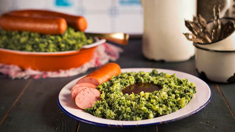 Stamppot: Netherlands' Mashed Potato and Vegetable Mash