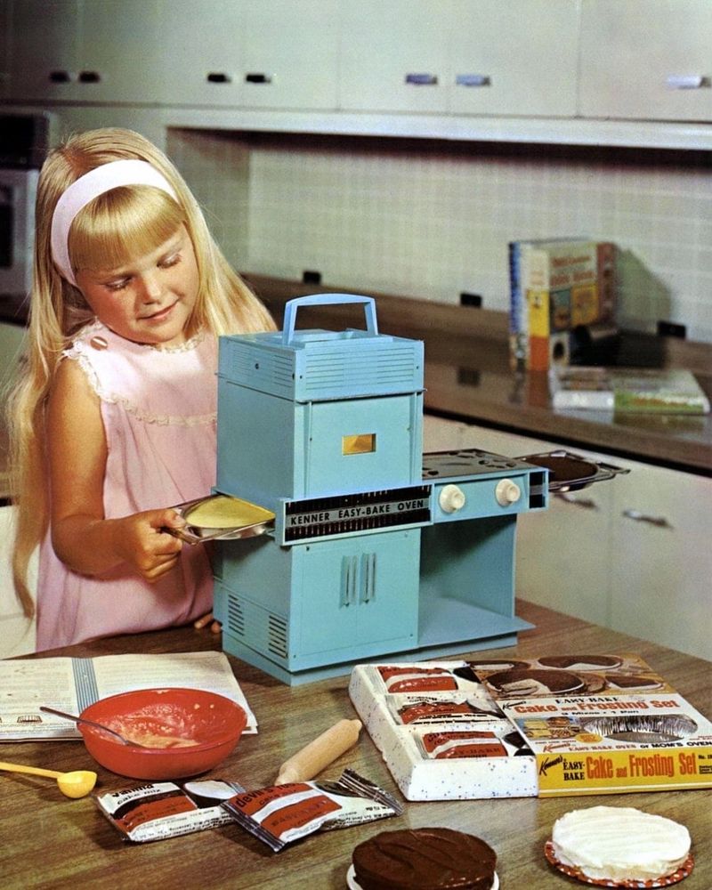 Easy-Bake Oven