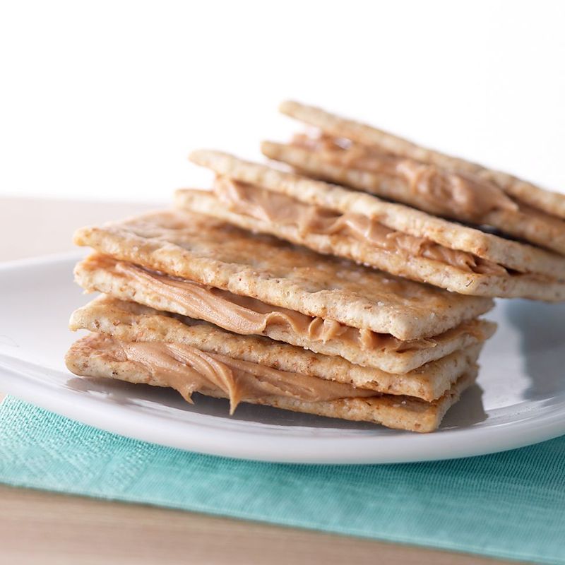 Crackers with Nut Butter