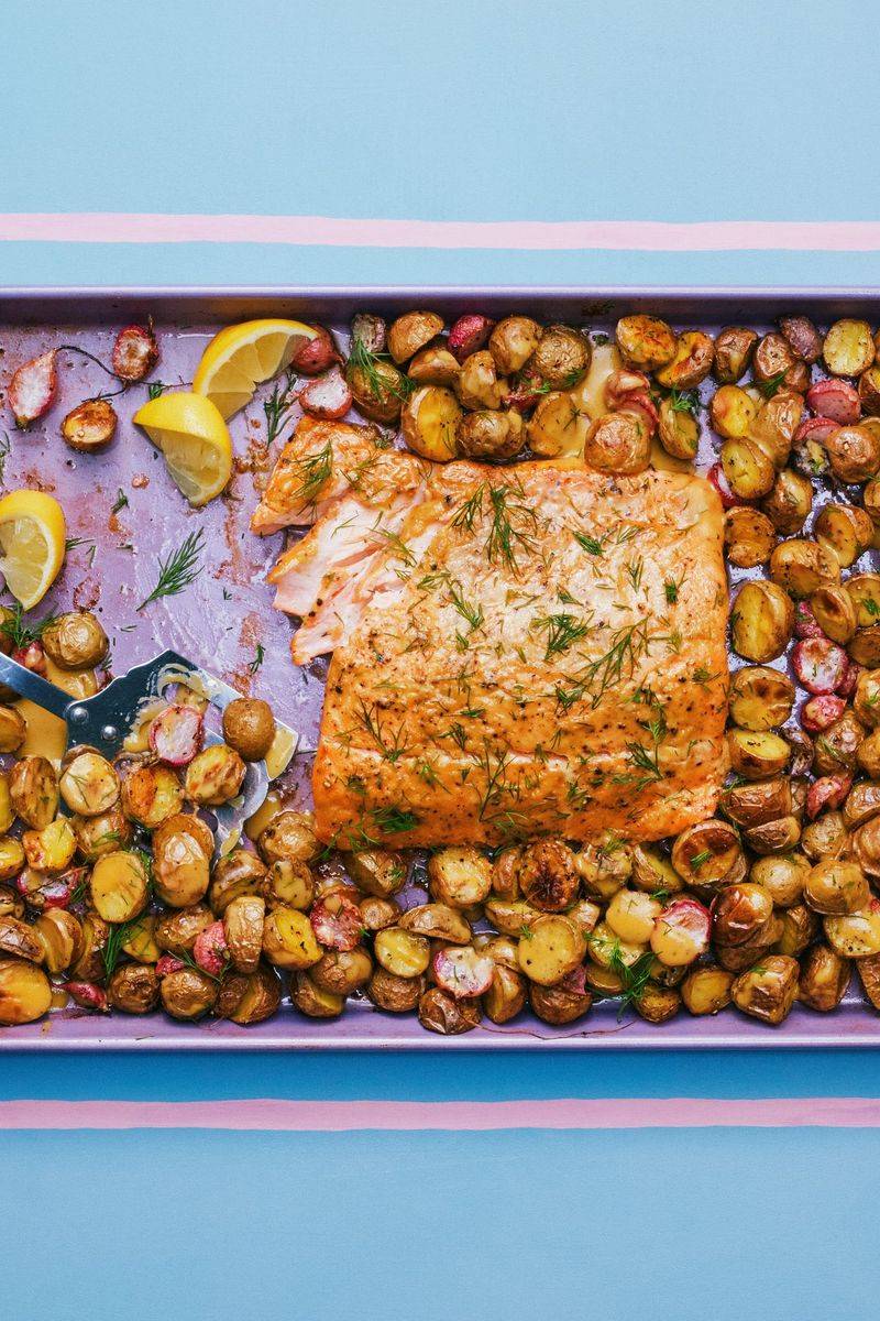 Sheet Pan Salmon with Vegetables