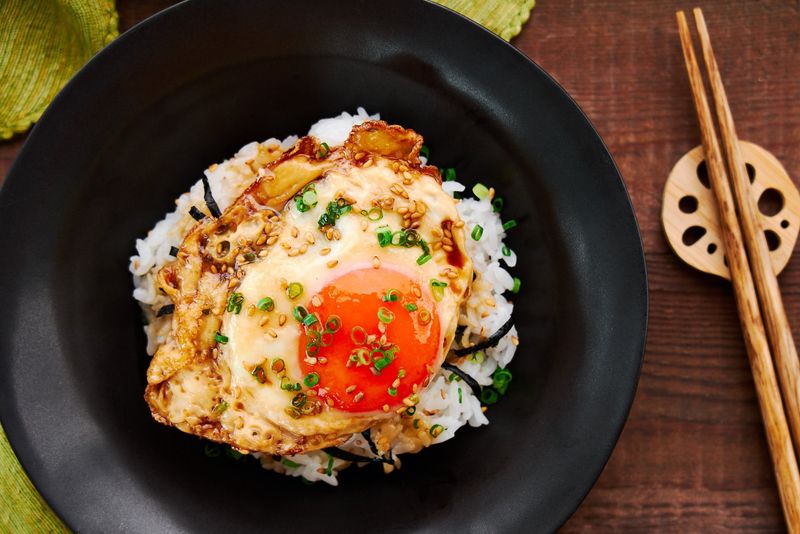 Teriyaki Sauce Stir-Fry Eggs