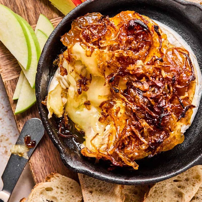 Brie and Caramelized Onions
