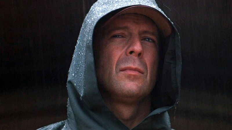 Unbreakable (2000)