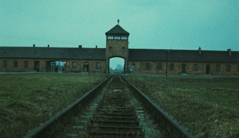 Shoah (1985)