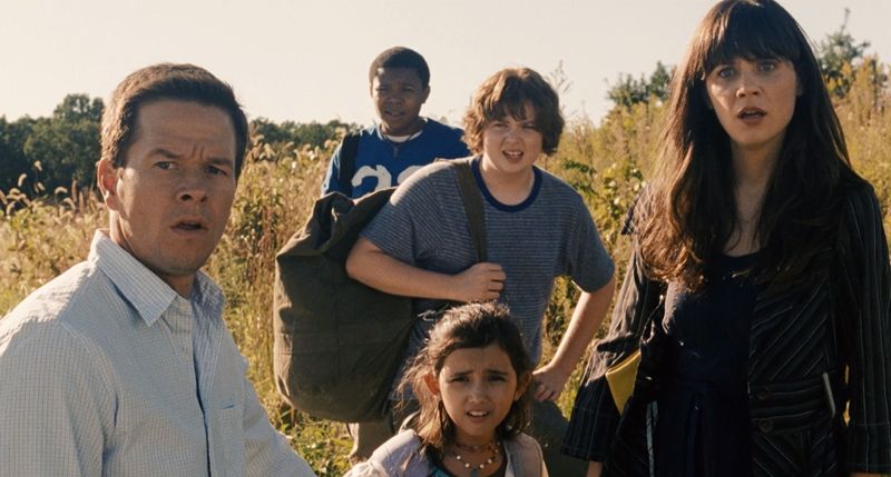 The Happening (2008) - Plants Are Causing Mass Suicide