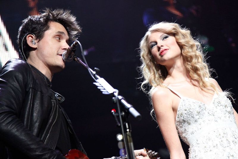 Paper Doll by John Mayer (About Taylor Swift)