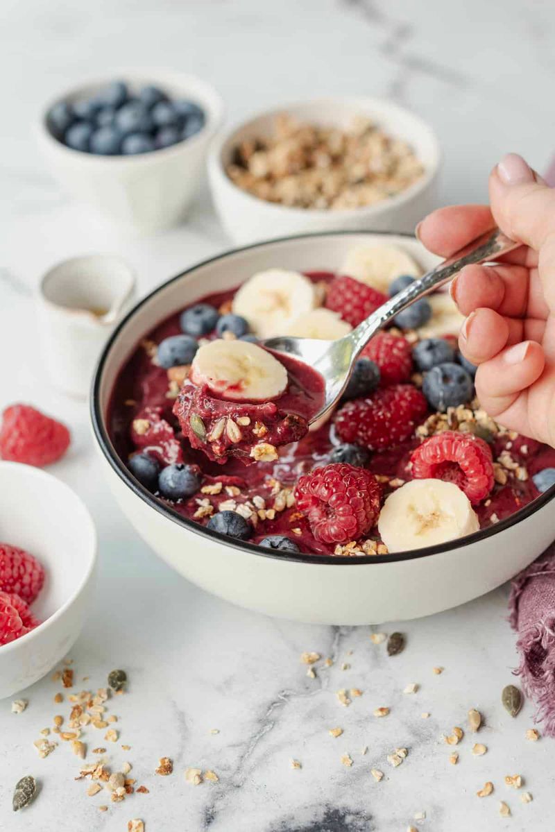 Acai Lite Granola Bowl