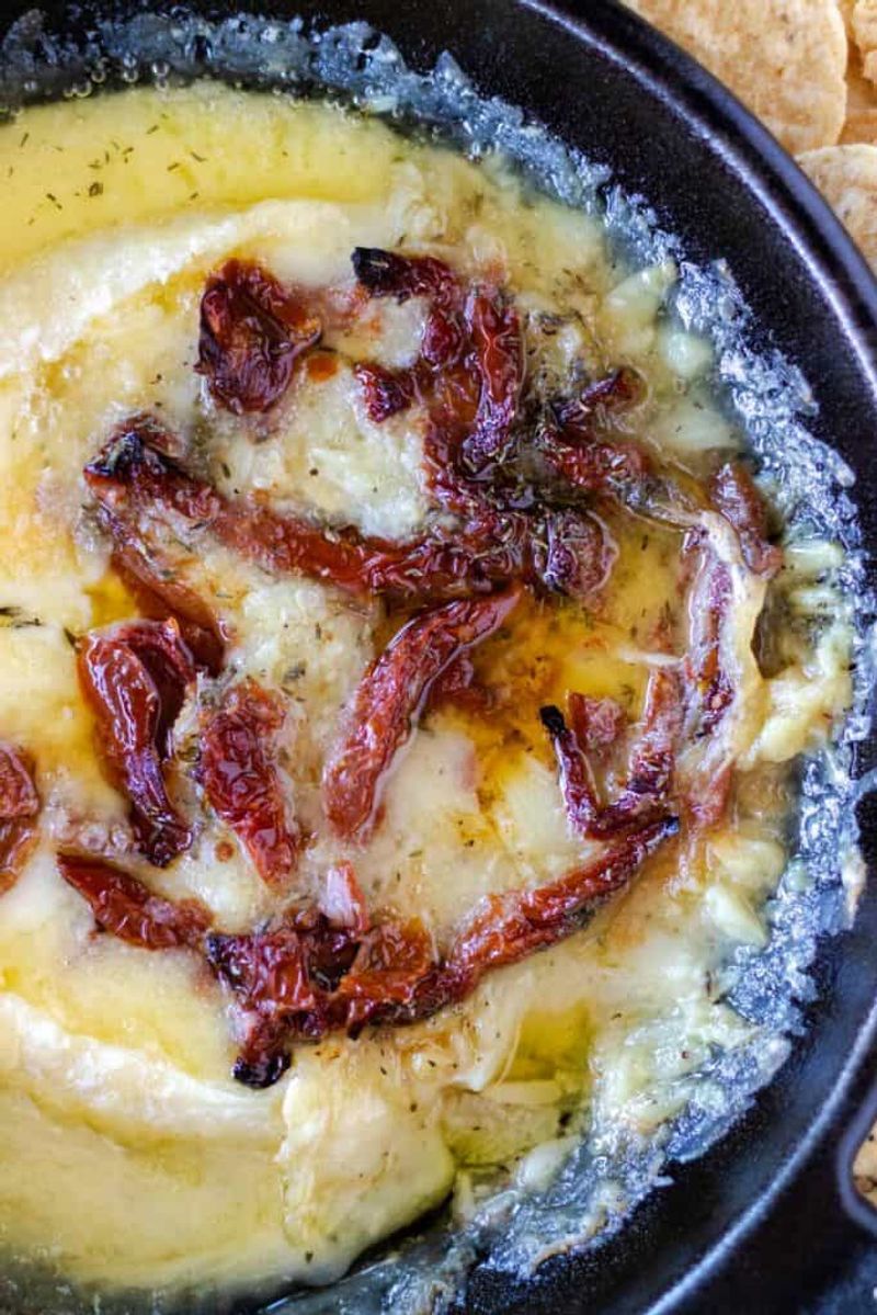 Roasted Garlic and Sun-Dried Tomatoes