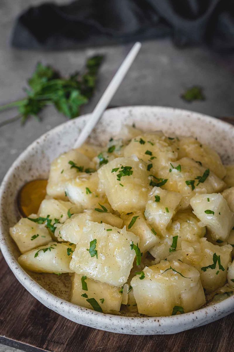 Mashed Yuca (Yuca con Mojo) - Cuba