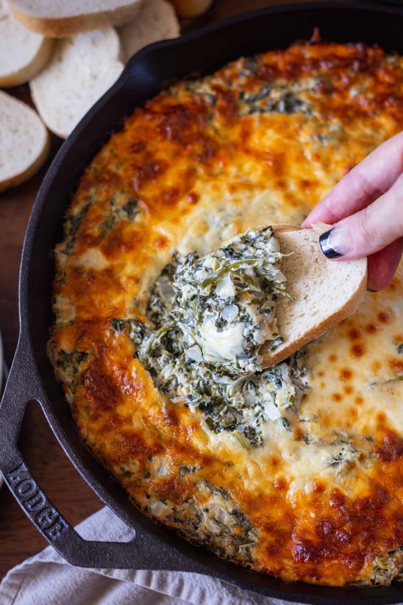Spinach Artichoke Dip with Bread