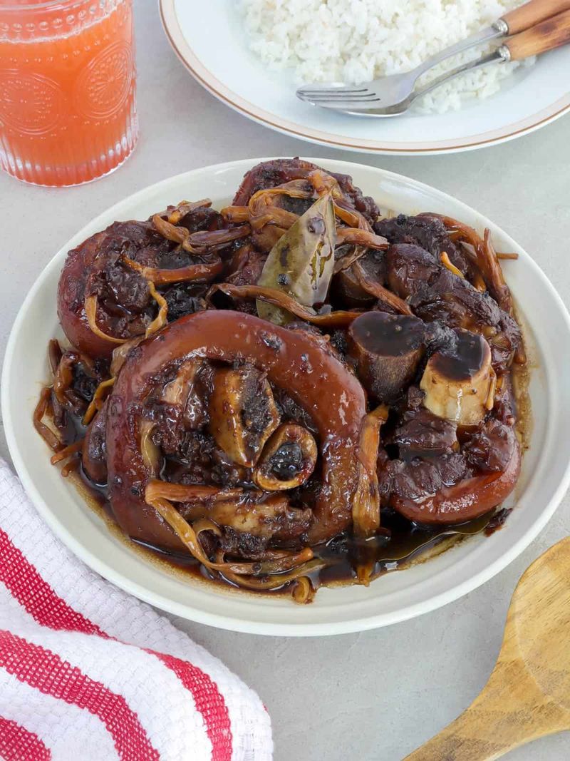 Paksiw na Pata