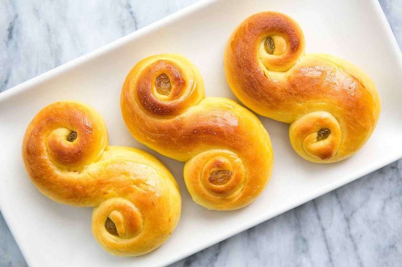 Saffron Buns (Lussekatter)