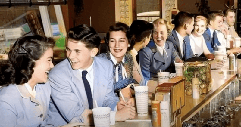 Boys Were Expected to Pay for Everything on a Date