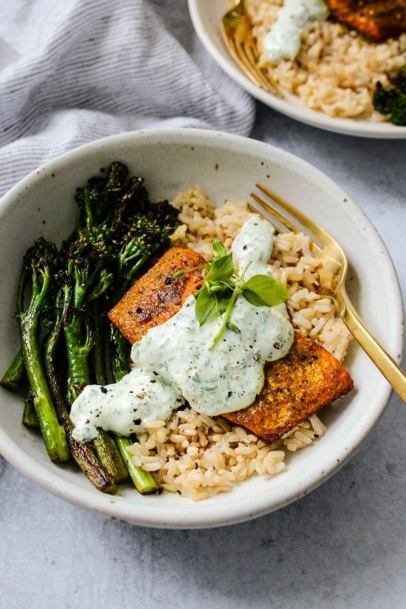 Baked Salmon with Asparagus and Brown Rice