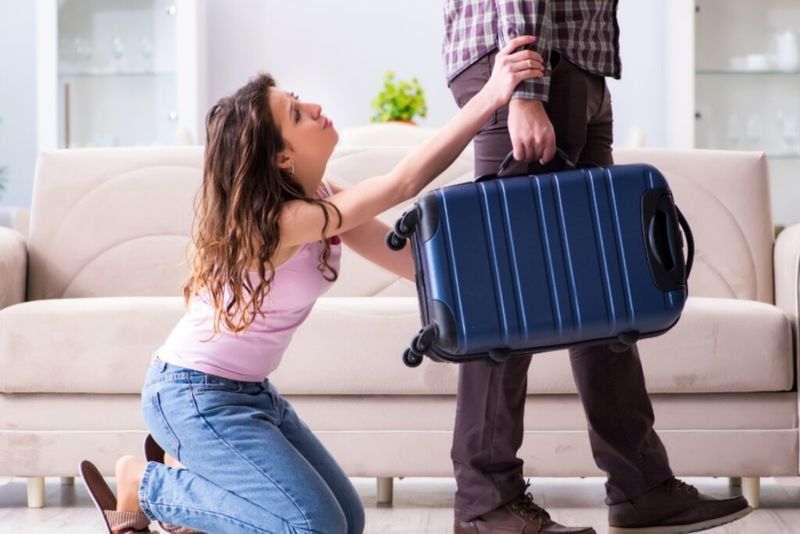Refusing to Respect Boundaries After the Breakup
