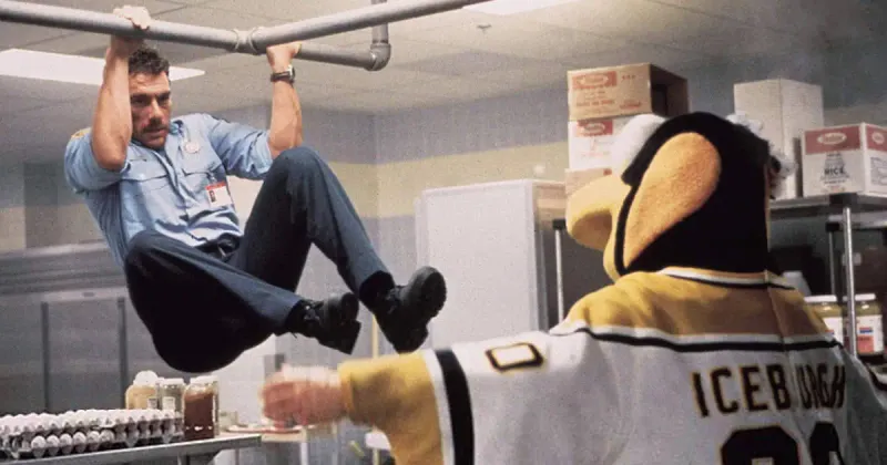 Sudden Death (1995)