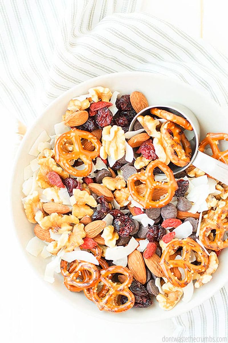 Trail Mix with Dark Chocolate and Dried Mango