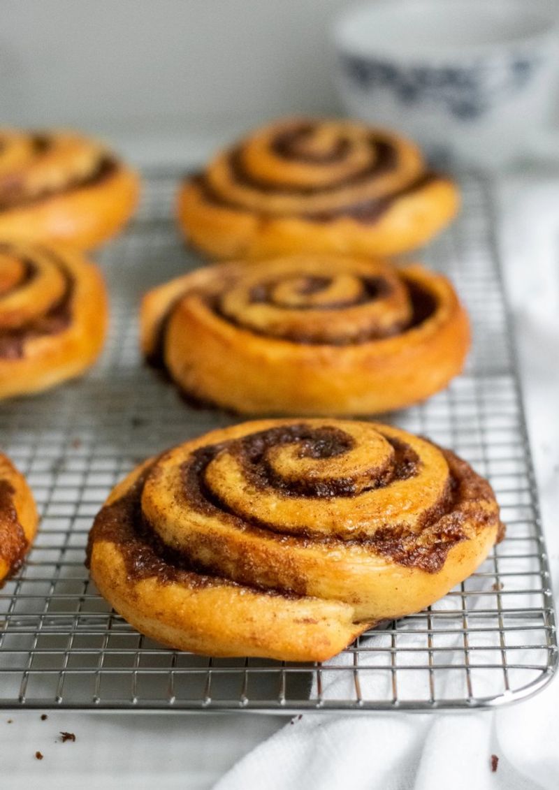 Kanelsnegle (Cinnamon Rolls)