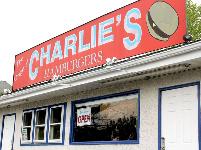 Charlie's Hamburgers - Folsom, PA