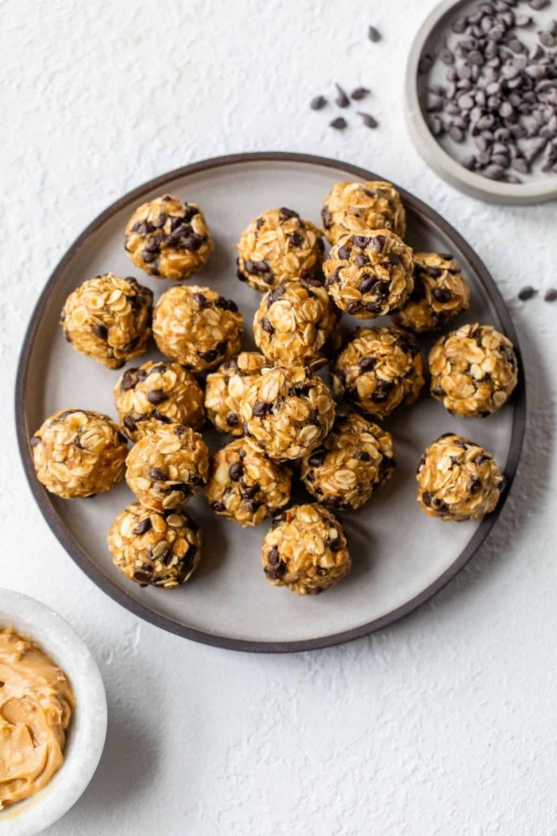 Oat Energy Balls Instead of Chocolate Biscuits