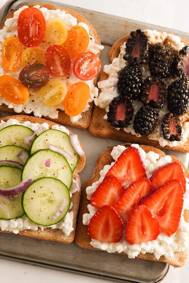 Cottage Cheese and Sliced Strawberries