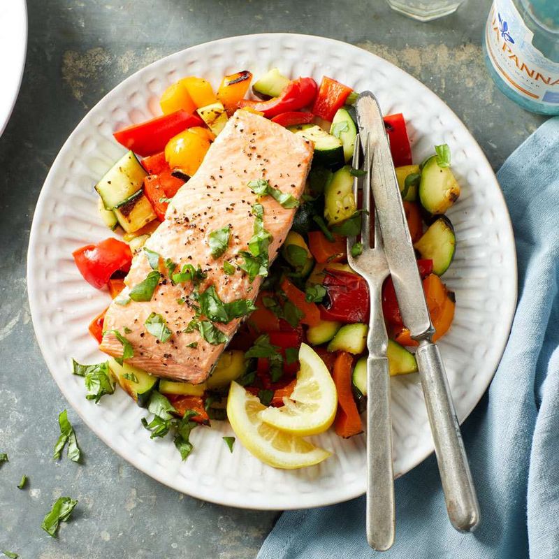 Baked Salmon With Steamed Vegetables