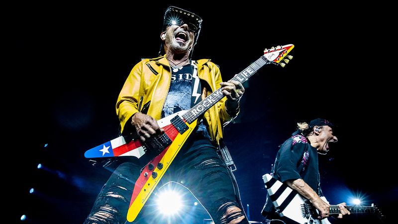 Scorpions - Rock You Like a Hurricane