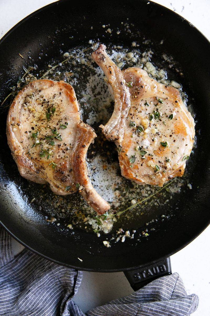 Forgetting That Garlic Keeps Cooking After the Heat Is Off