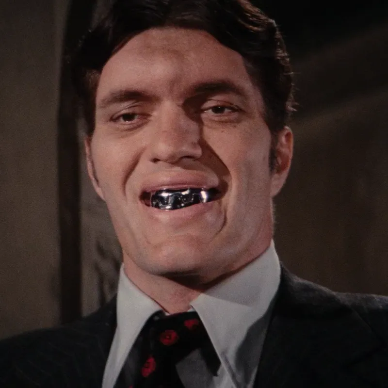 Jaws - The Spy Who Loved Me (1977)