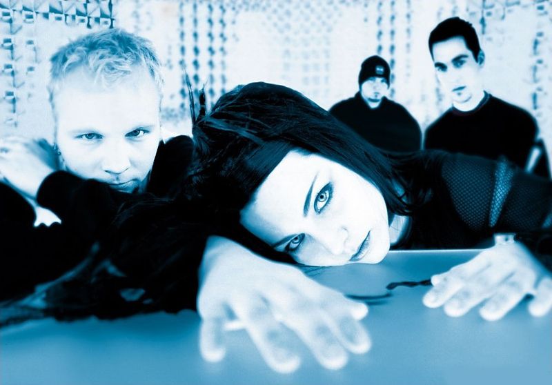 Bring Me to Life - Evanescence (2003)