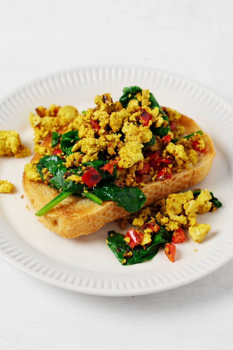 Scrambled Tofu with Turmeric and Spinach