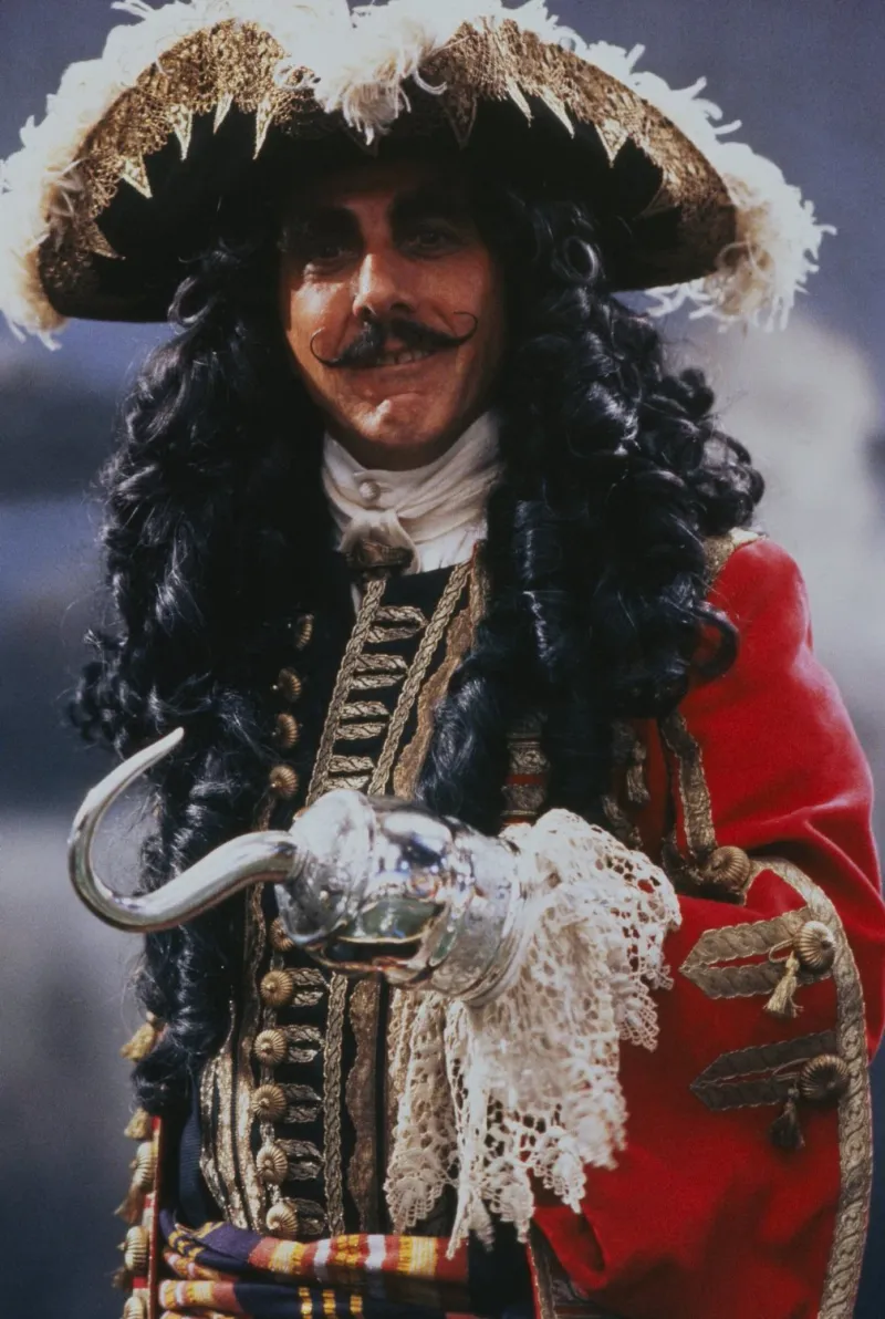 Dustin Hoffman in Hook (1991)