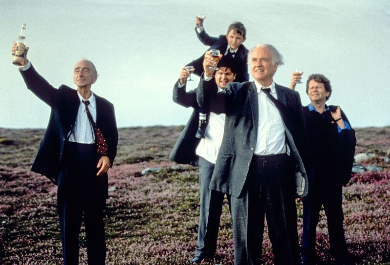 Waking Ned Devine (1998)
