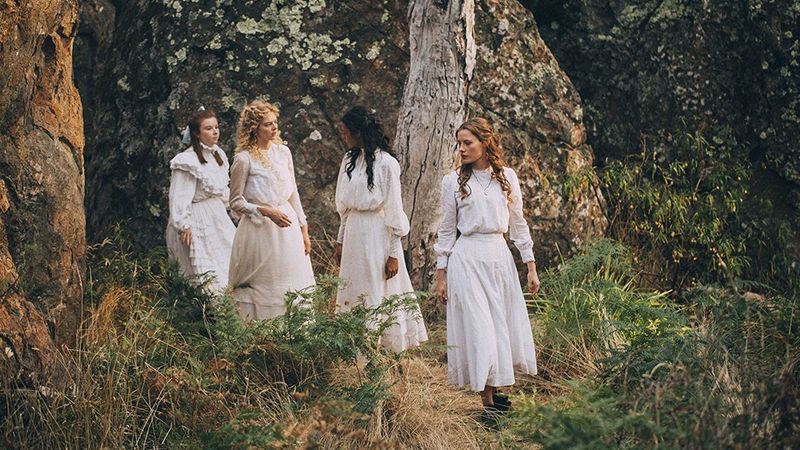 Picnic at Hanging Rock (1975)