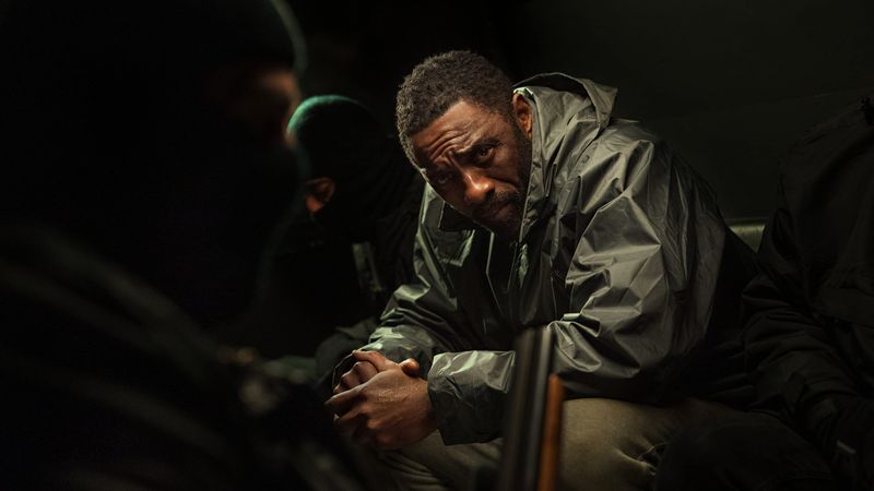 Luther: The Fallen Sun (2023)